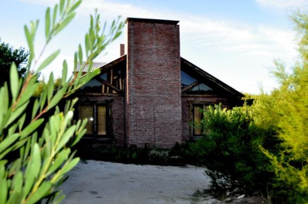 Cabañas Las Acacias I - Tus Vacaciones con la Libertad de la Naturaleza - A 50 mts del Mar. - Cabaña en Claromecó