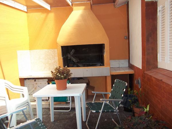 2 Ambientes - Excelente Ubicación - Ubicado a 6 cuadras del Mar y 5 de Coto. - Departamento en Mar de Ajó