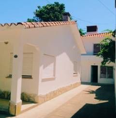 Chalet - Departamento - Ubicación estratégica, a 300mts. del mar, a 200mts del centro y a 100mts de terminal de omnibus - Casa/Chalet en La Lucila del Mar