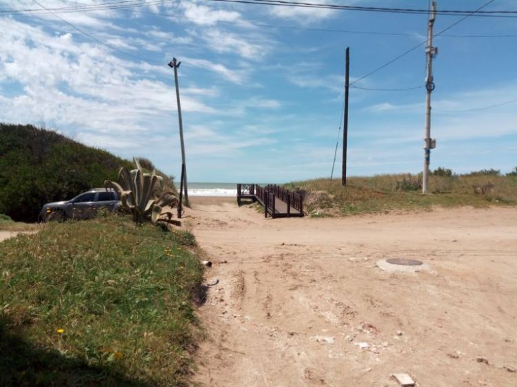 Se alquila Dúplex en Costa Azul a 100 mts de la playa - A 100 metros de la playa - Dúplex/Tríplex en Costa Azul
