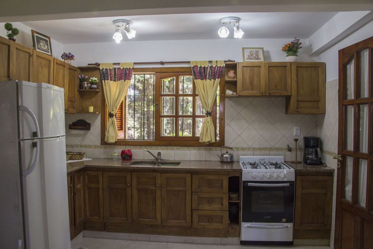 Complejo de La Lucila - Cabaña 8 personas - Nos ubicamos a 4 cuadras del mar y a 4 cuadras del centro - Cabaña en La Lucila del Mar