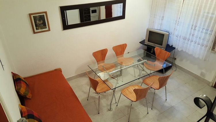 Departamento en Duplex - A dos cuadras de la calle principal Chiozza y a tres cuadras del mar - Departamento en San Bernardo