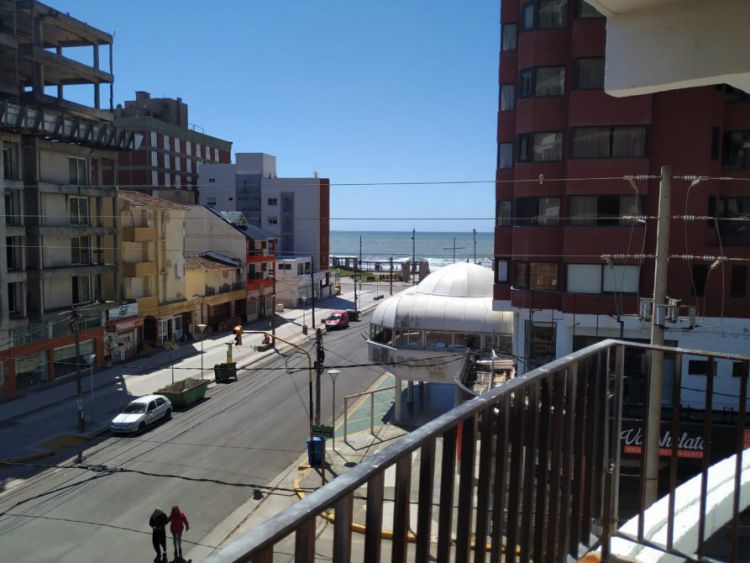 Excelente 3 ambientes con vista al mar - Pleno centro de San Bernardo - Departamento en San Bernardo