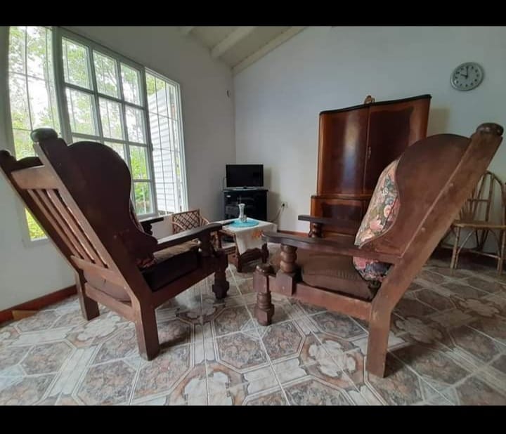3 ambientes con cochera -  - Casa/Chalet en Aguas Verdes