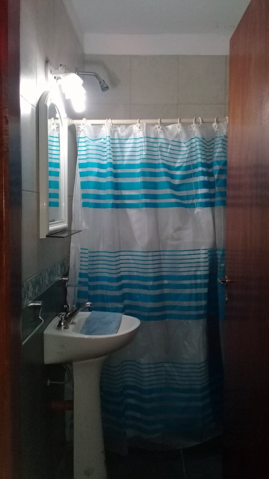Departamento hasta 8 personas - Cerca del mar, equipado, balcón, cochera - Departamento en Mar de Ajó